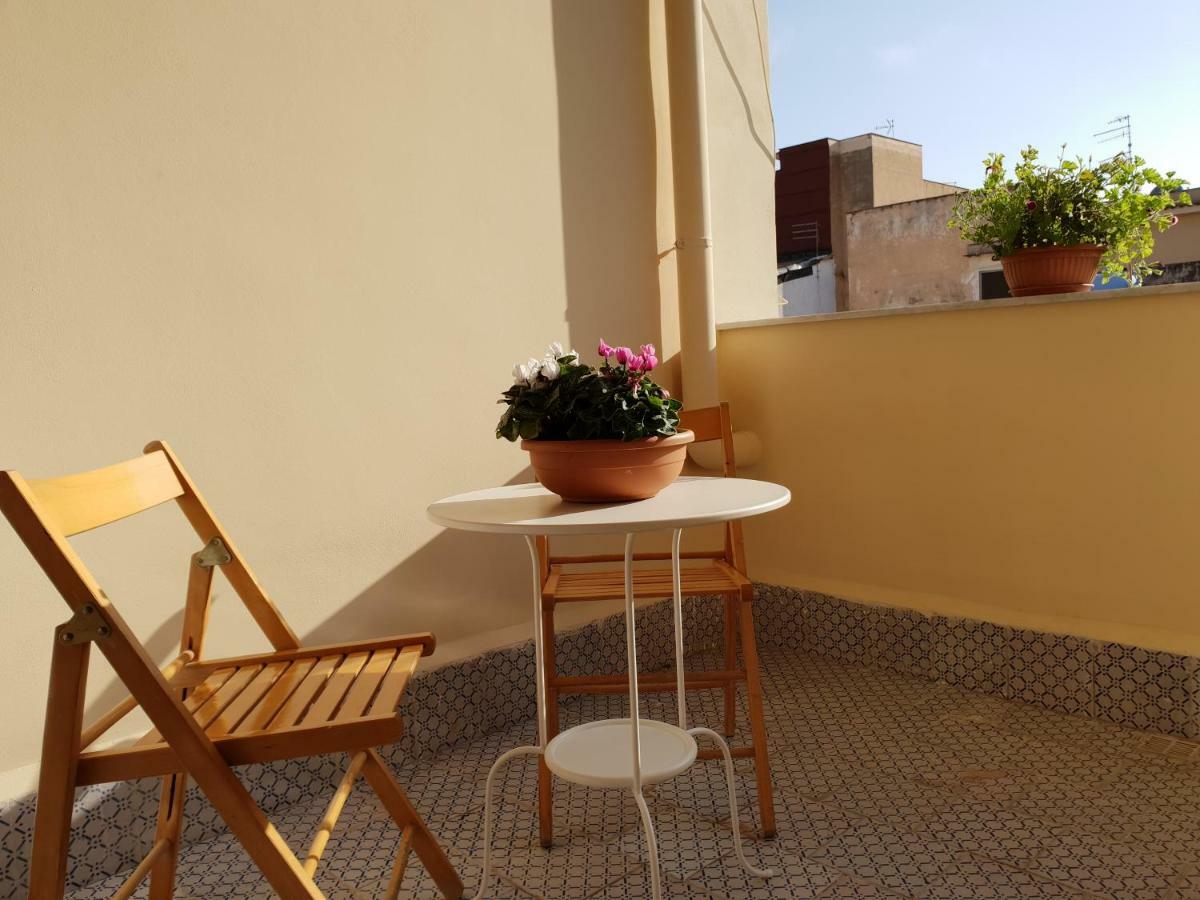Rifinito Bilocale In Centro, Casa Verdi, 2° Piano Apartman Bagheria Kültér fotó
